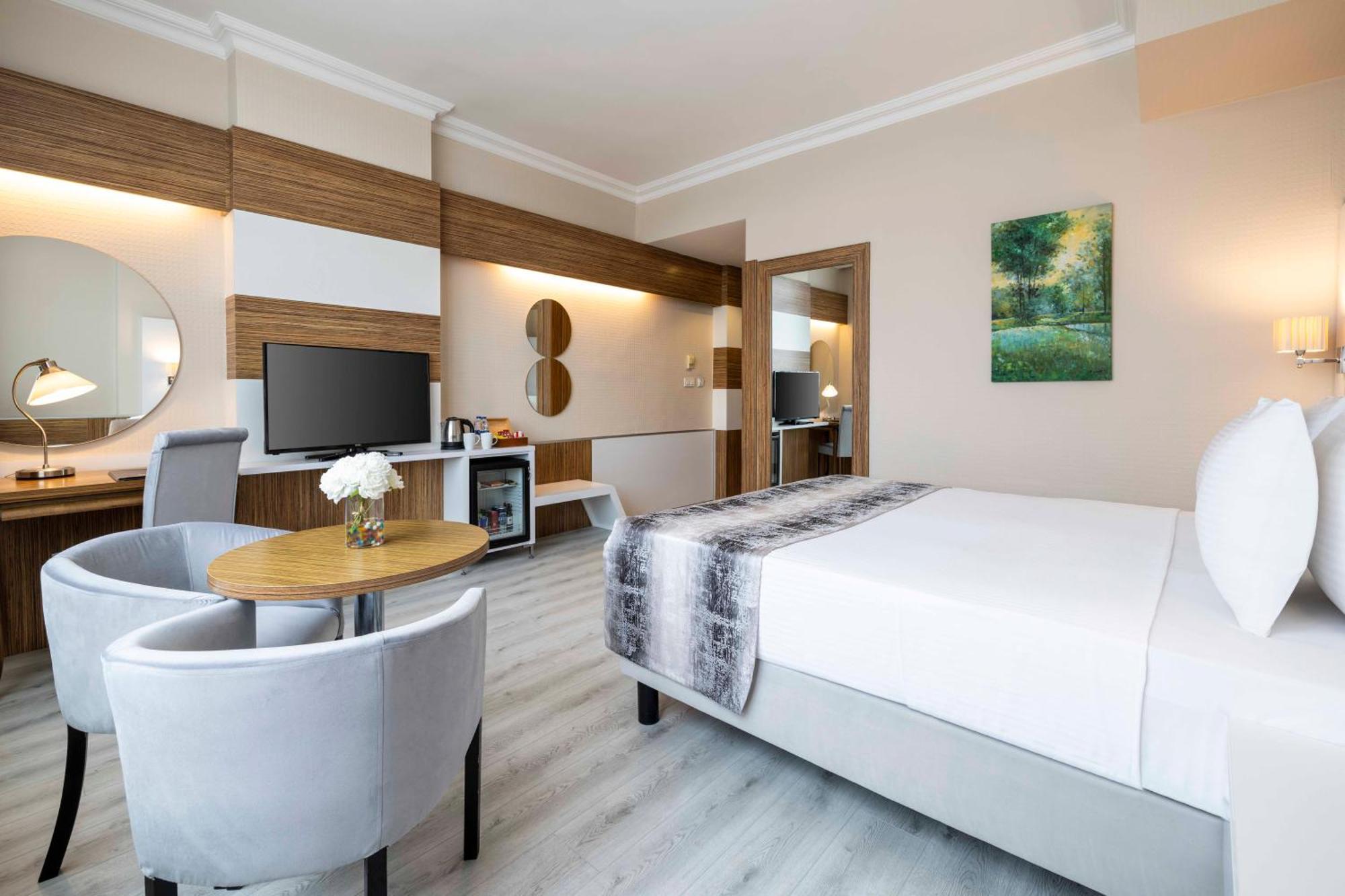 Elite Hotel Dragos Istanbul Bagian luar foto