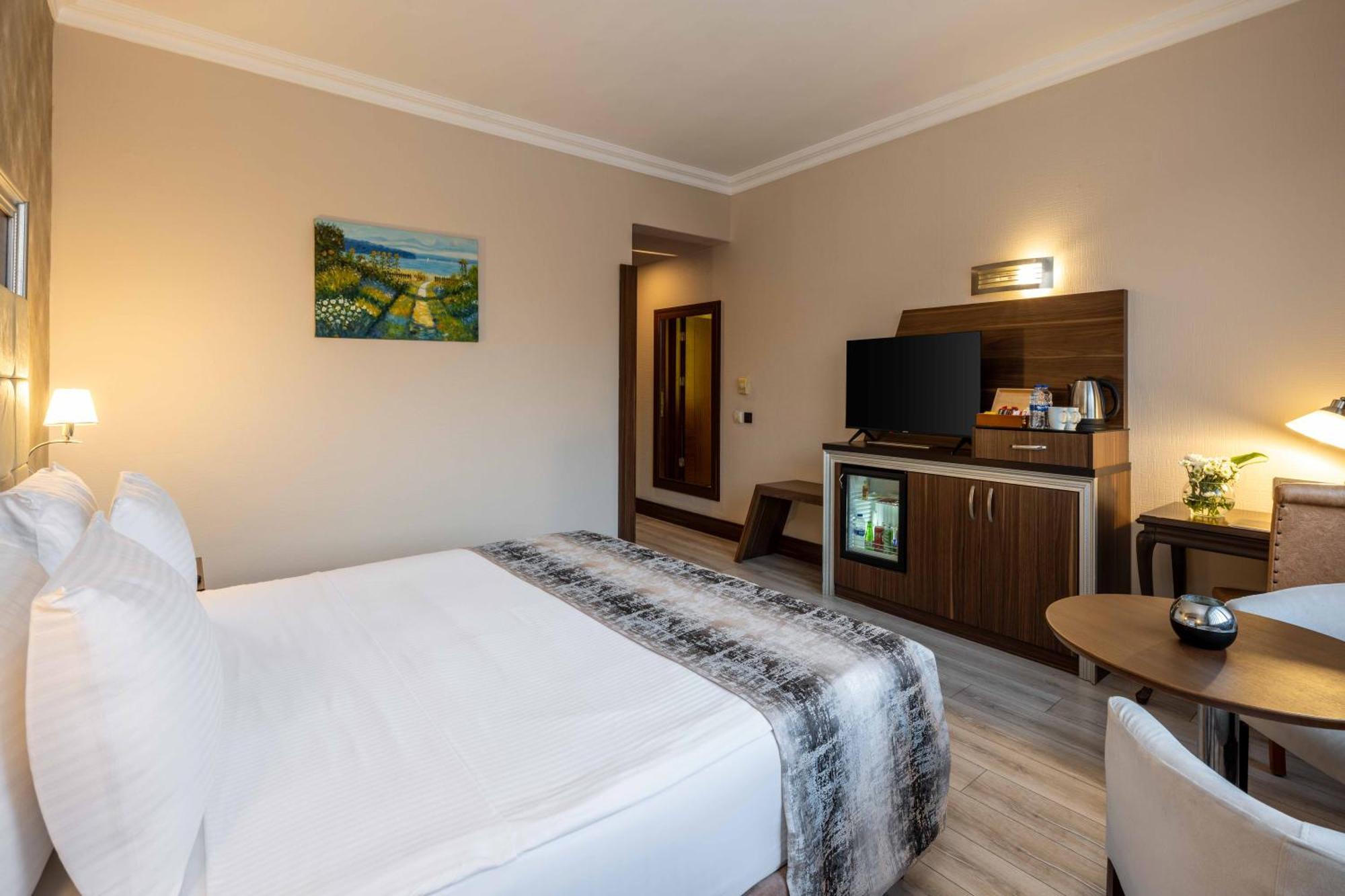 Elite Hotel Dragos Istanbul Bagian luar foto